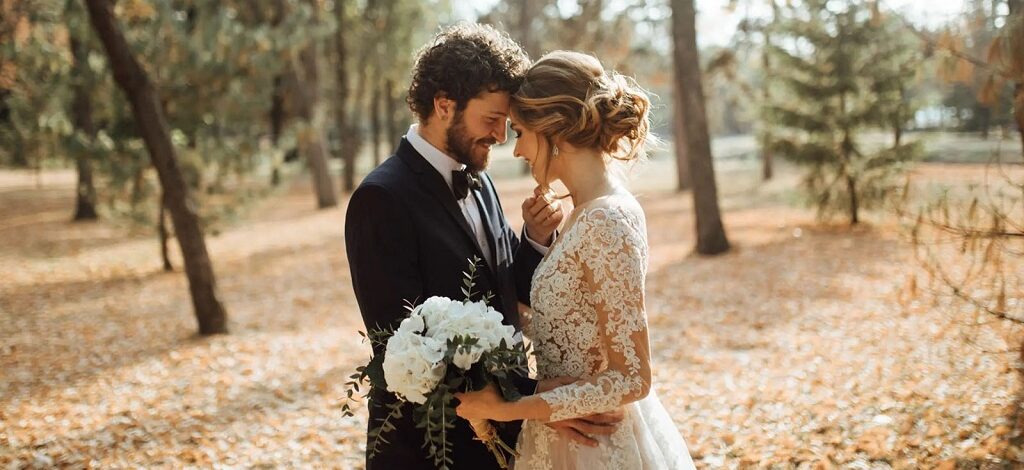 What do you wear to a rustic country wedding